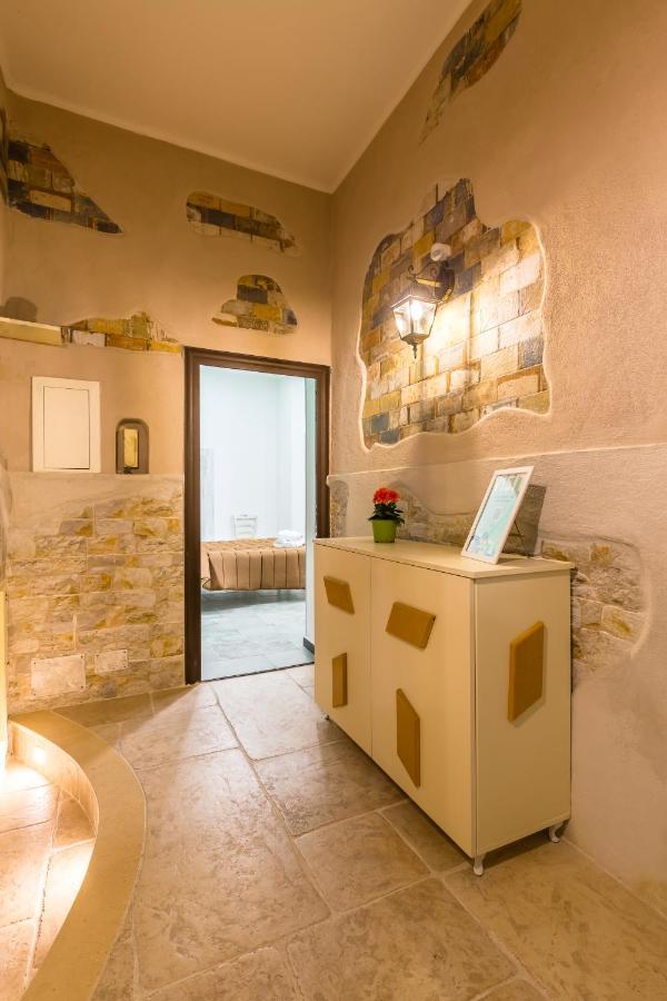 Gelso Complex Studios And Flat By Napoliapartments מראה חיצוני תמונה