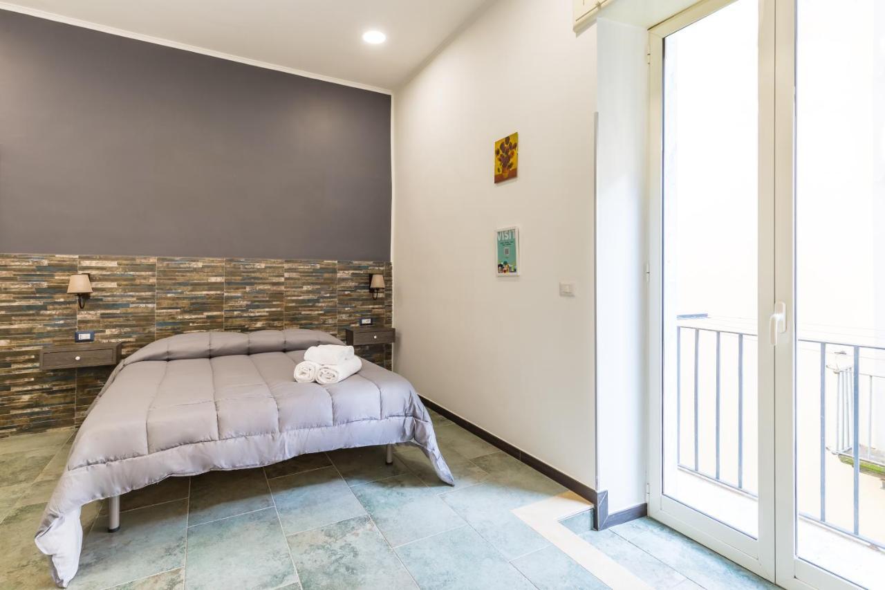 Gelso Complex Studios And Flat By Napoliapartments מראה חיצוני תמונה