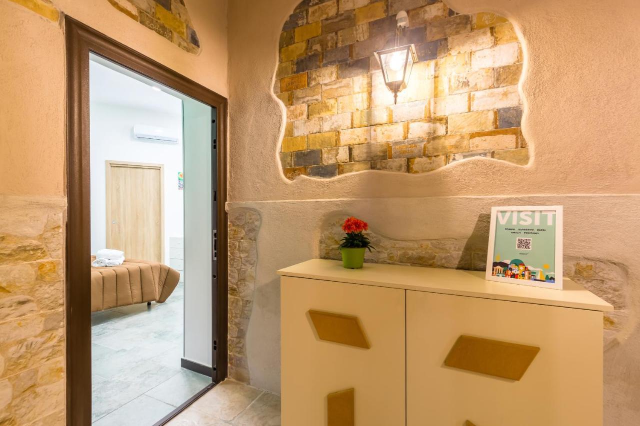 Gelso Complex Studios And Flat By Napoliapartments מראה חיצוני תמונה