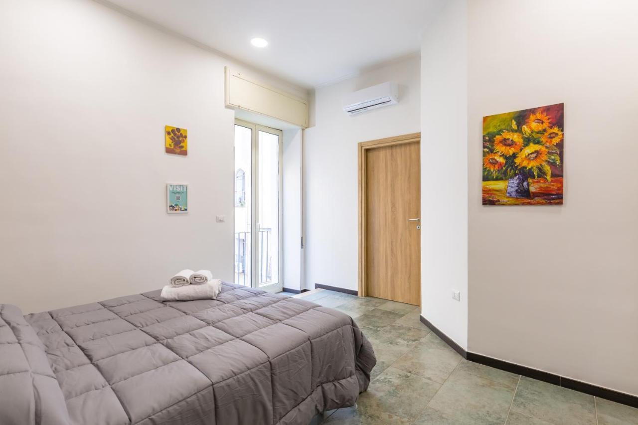 Gelso Complex Studios And Flat By Napoliapartments מראה חיצוני תמונה
