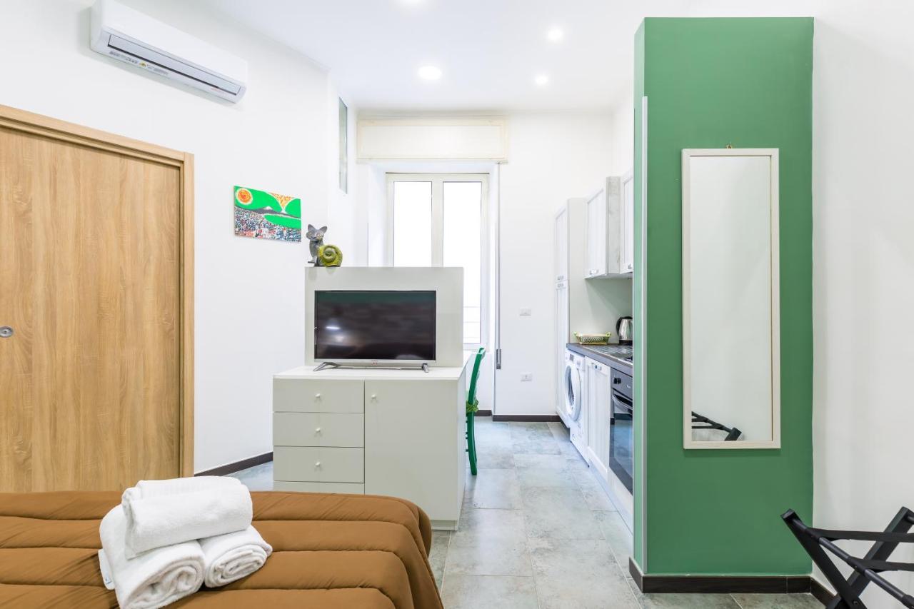 Gelso Complex Studios And Flat By Napoliapartments מראה חיצוני תמונה