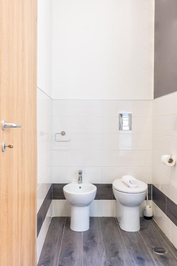 Gelso Complex Studios And Flat By Napoliapartments מראה חיצוני תמונה