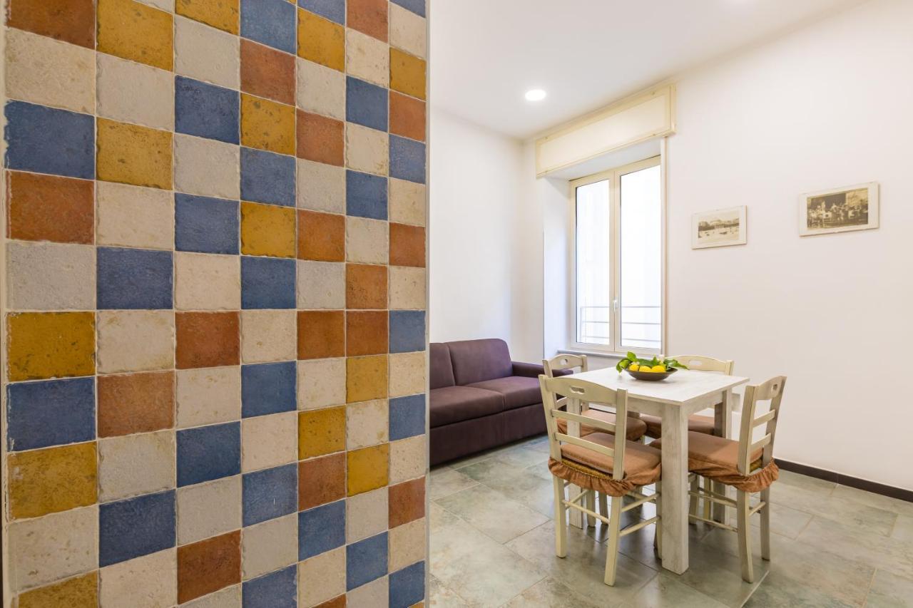 Gelso Complex Studios And Flat By Napoliapartments מראה חיצוני תמונה