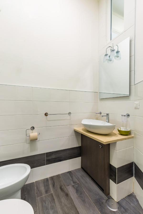 Gelso Complex Studios And Flat By Napoliapartments מראה חיצוני תמונה