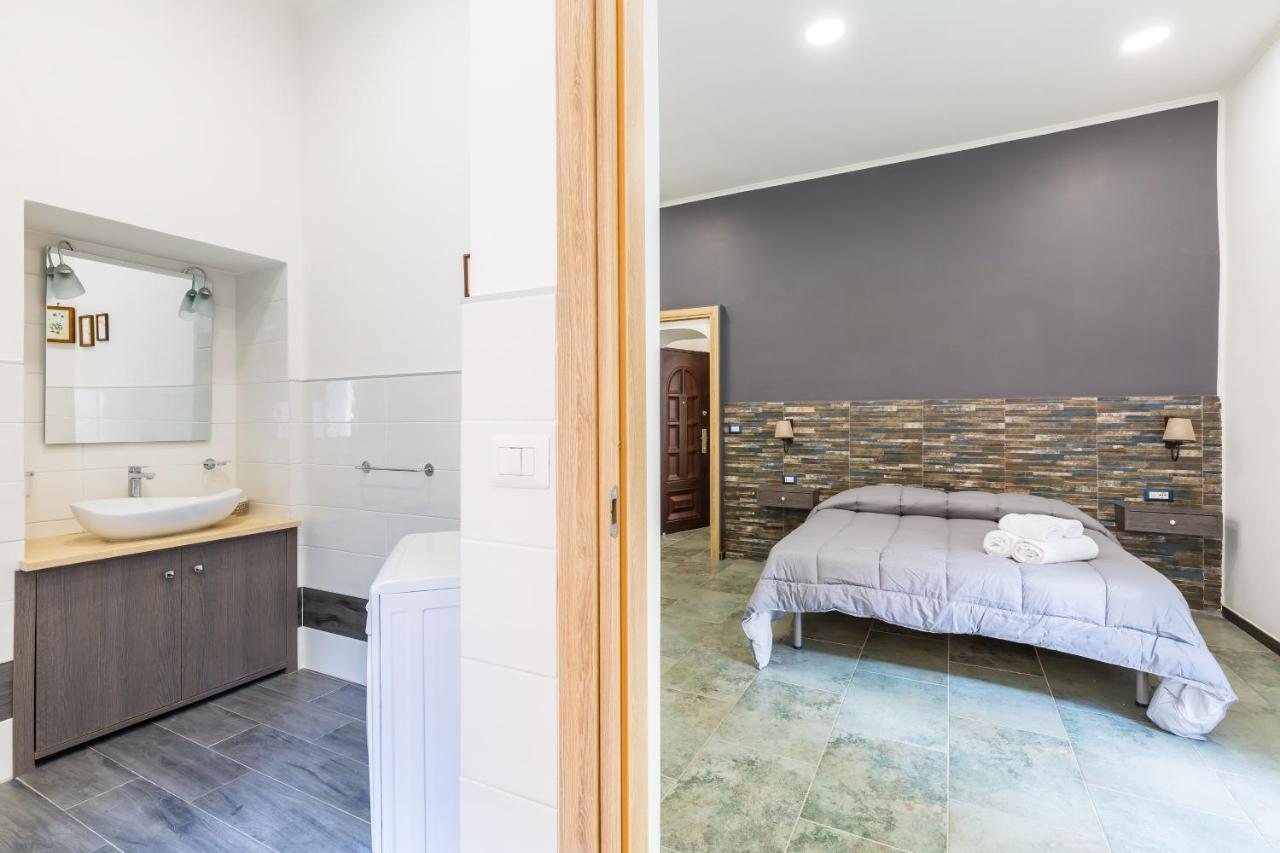 Gelso Complex Studios And Flat By Napoliapartments מראה חיצוני תמונה