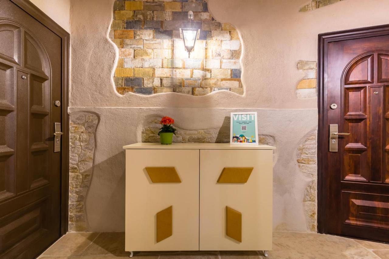 Gelso Complex Studios And Flat By Napoliapartments מראה חיצוני תמונה