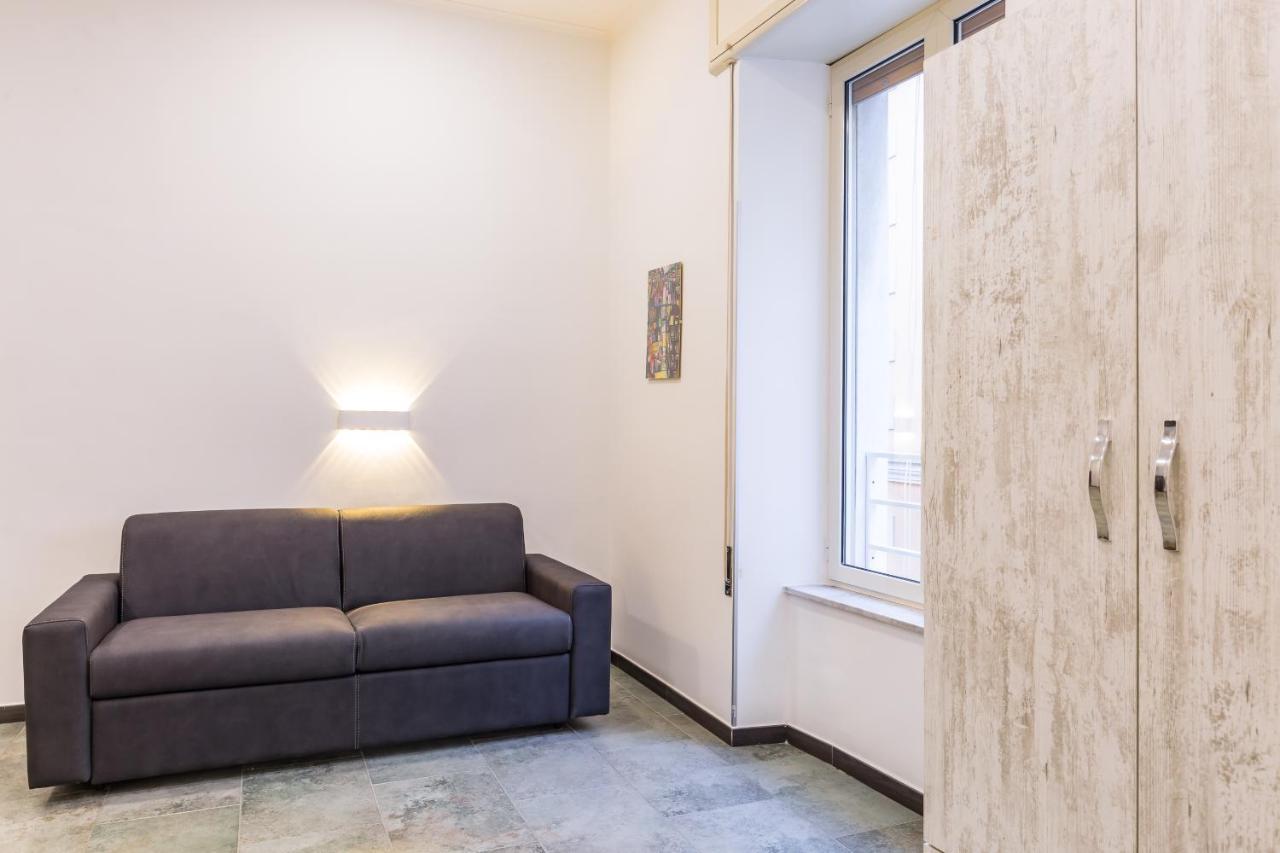 Gelso Complex Studios And Flat By Napoliapartments מראה חיצוני תמונה